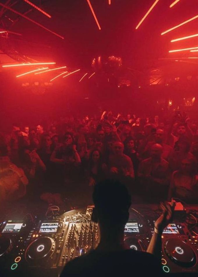 Gazgolder Club Closing