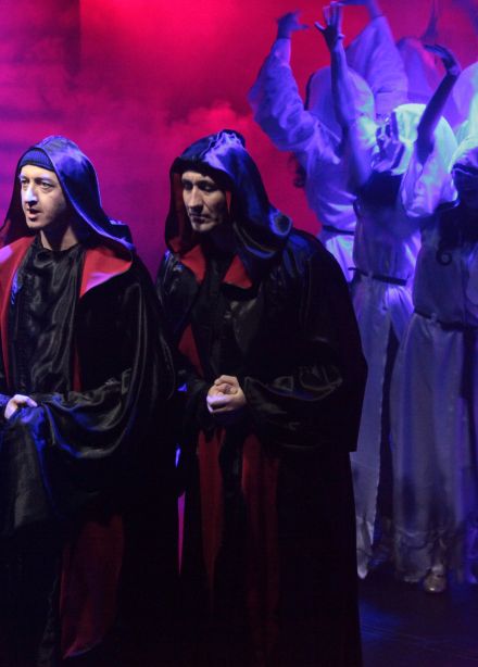 Кабала святош