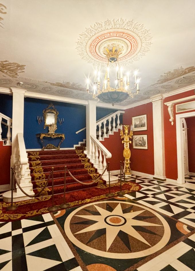 Концерт при свечах. Мелодии новогодней ночи: от Петербурга до Венских залов