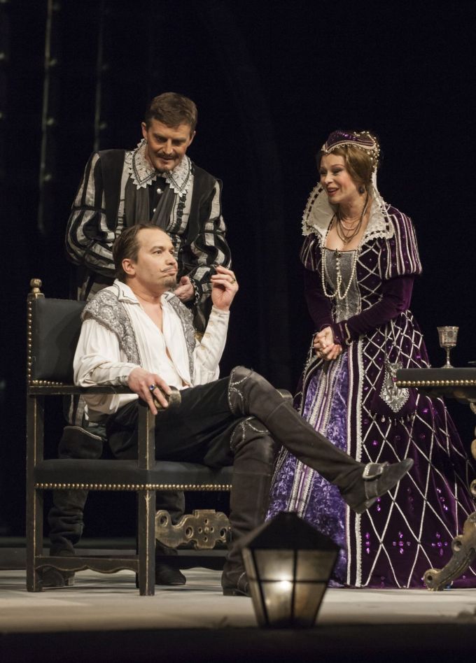 Спектакль «Тайны Мадридского двора»