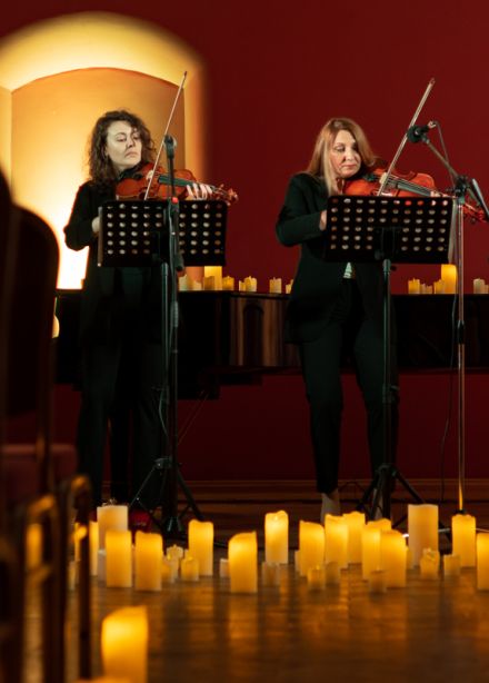 Щелкунчик при свечах с песочной анимацией