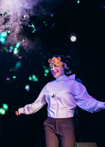 Бабушка, птица и 48 сигар