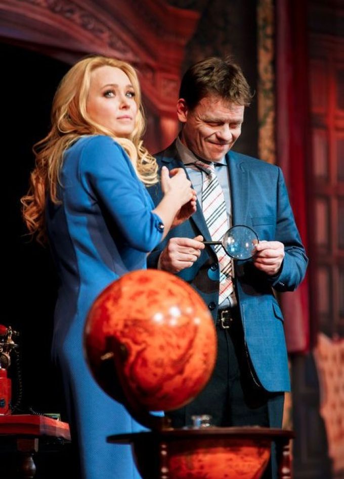 Спектакль «Вне подозрения»