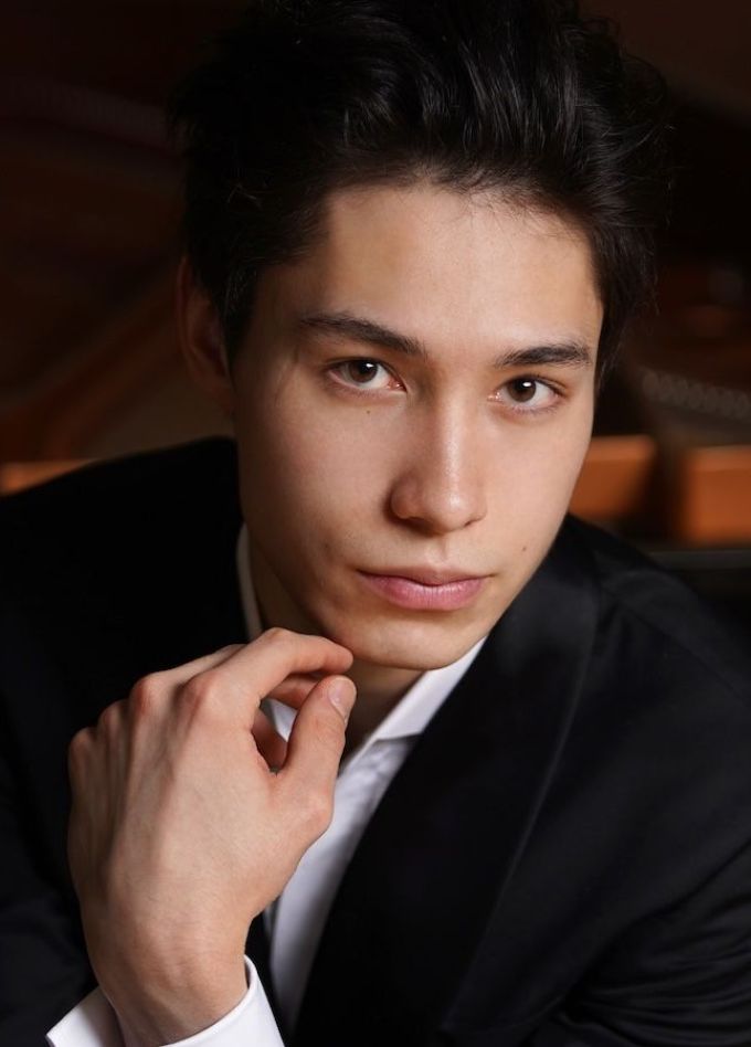 Энджел Вонг