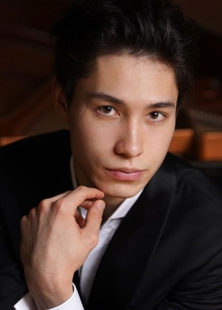 Энджел Вонг