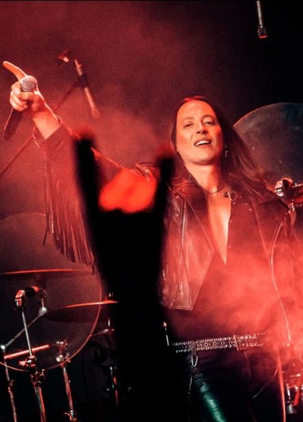 Денис Гуженко