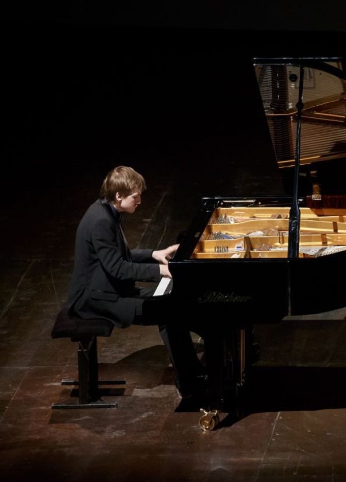 Дмитрий Маслеев, Виртуозы Москвы, дирижёр — Иван Никифорчин