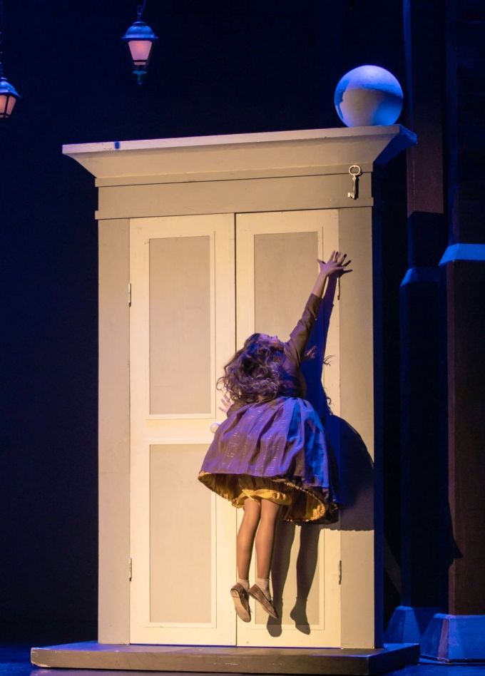 Спектакль «Алиса в Стране чудес»