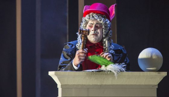 Спектакль «Алиса в Стране чудес»