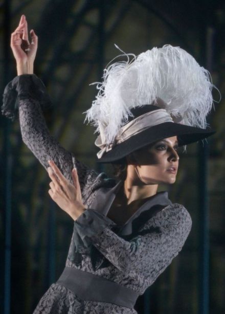 Спектакль «ХХ век. Бал»