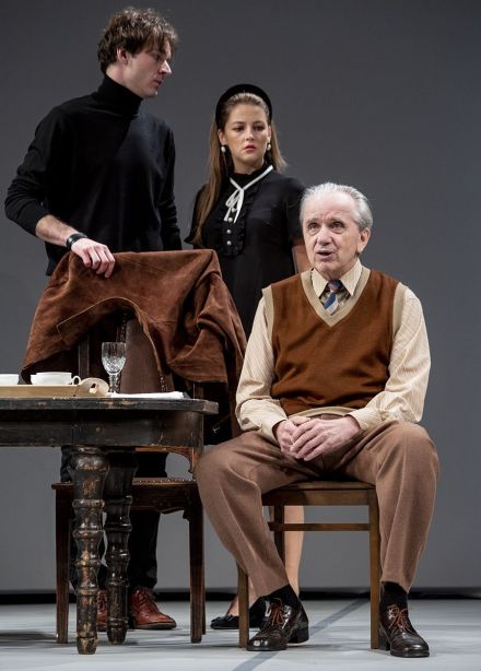 Спектакль «Соло для часов с боем»