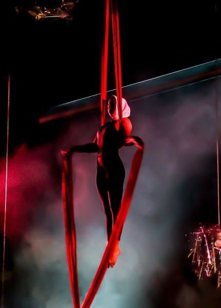 Спектакль «Записки на манжетах»