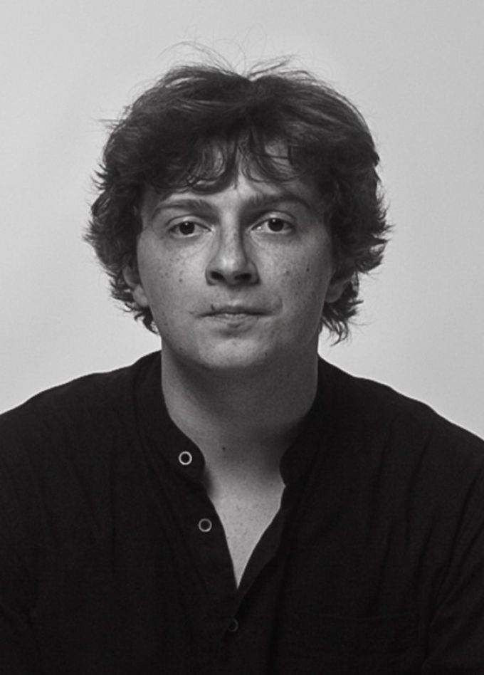 Бонд с кнопкой