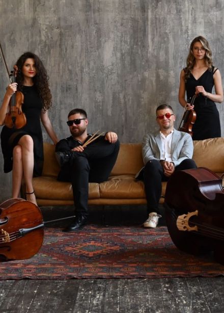 Оркестр при свечах Moon Eclipse