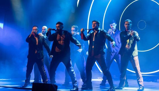 Шоу «Повелители дождя»