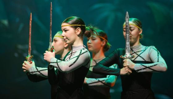 Спектакль «Похитители времени»