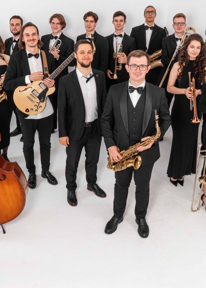 Denis Melnikov Jazz Orchestra feat. Anton Chekurov