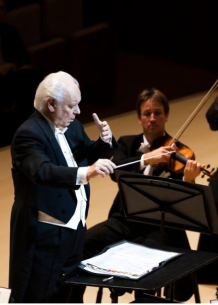 АСО Московской филармонии. Дирижёр — Юрий Симонов