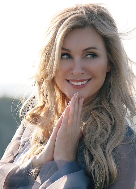 Вика Цыганова