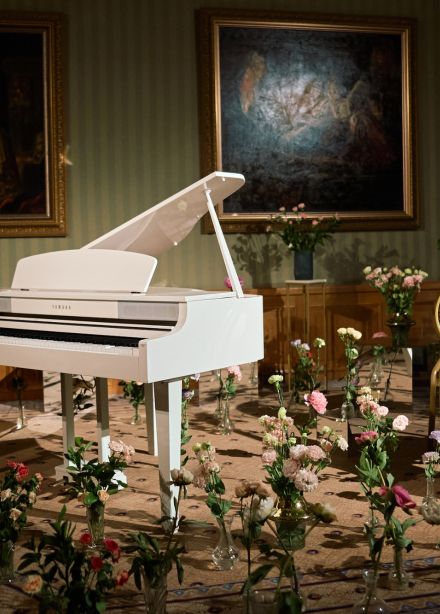 В Цветах. Шедевры классики