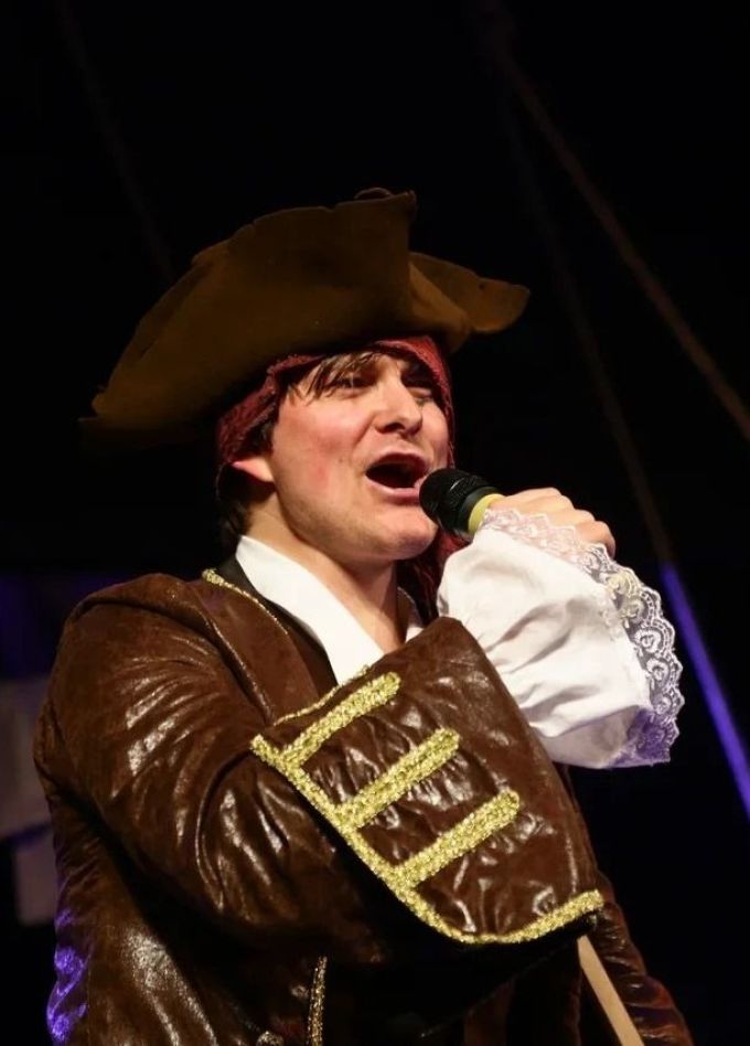 Спектакль «Остров Сокровищ»