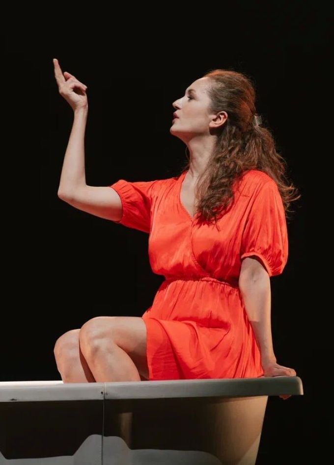 Спектакль «Наедине»