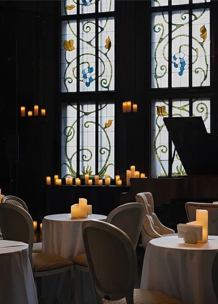 Вечер в Особняке