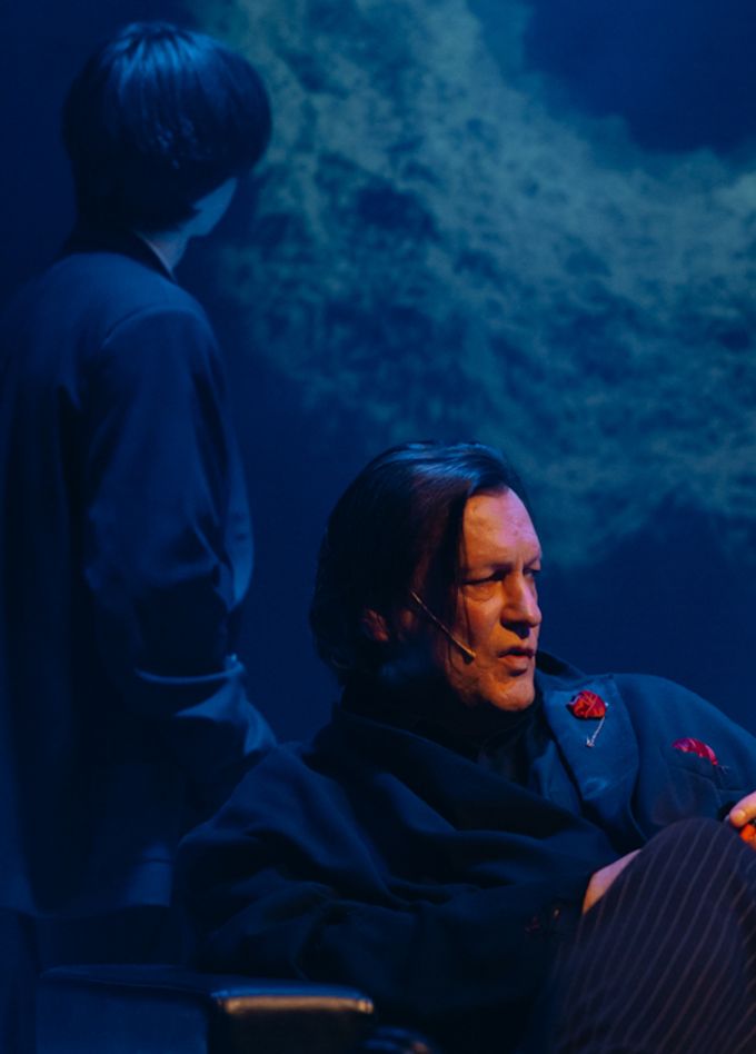 Гуттаперчевый человек и Nutcracker