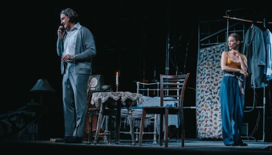 Спектакль «Двое на качелях»