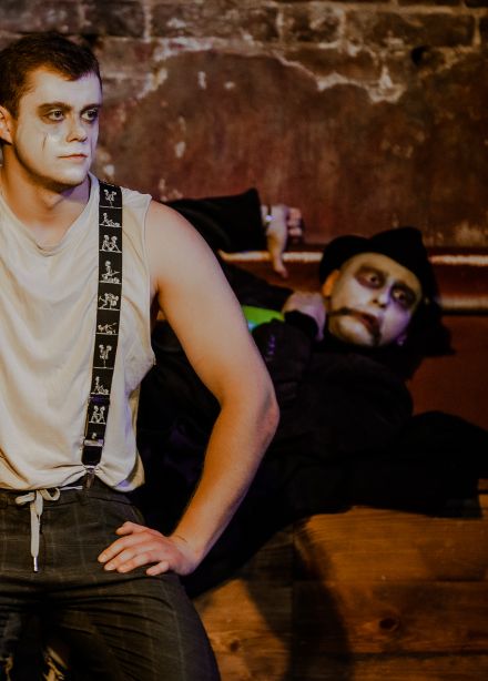 В ожидании Годо