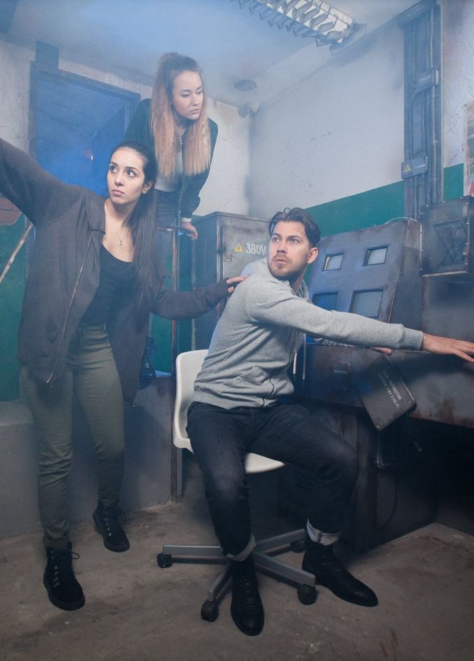 Поезд дальше не идет. Тоннель