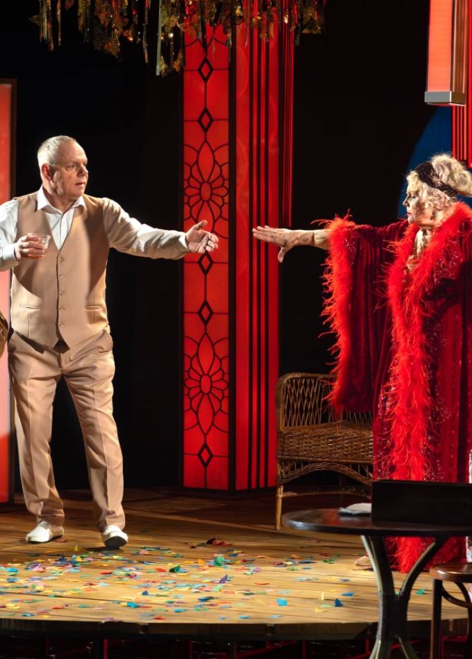 Божественная Сара Бернар