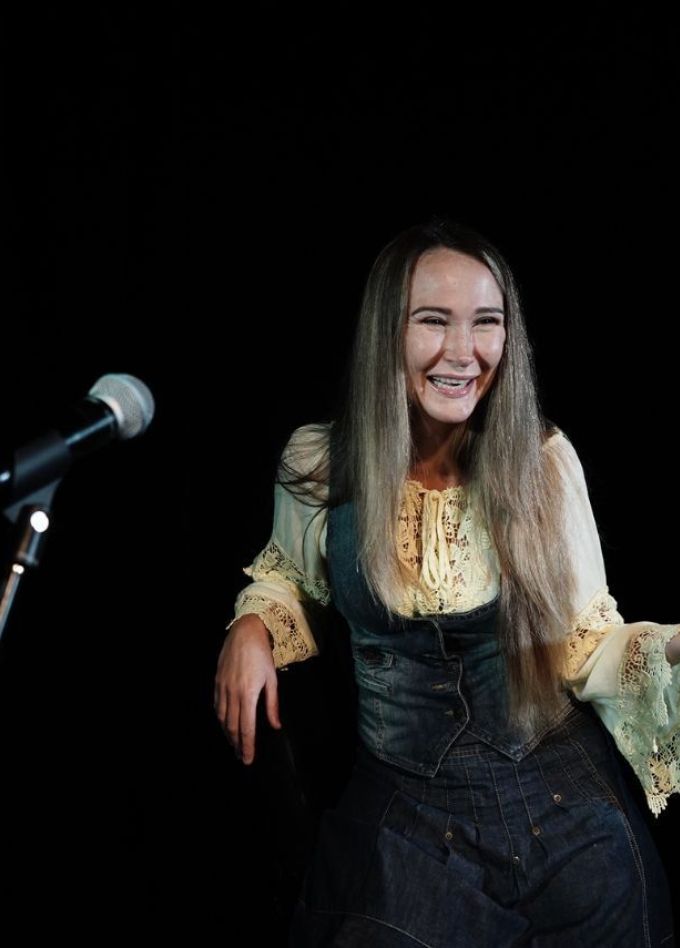 Главн(ая)ое роль