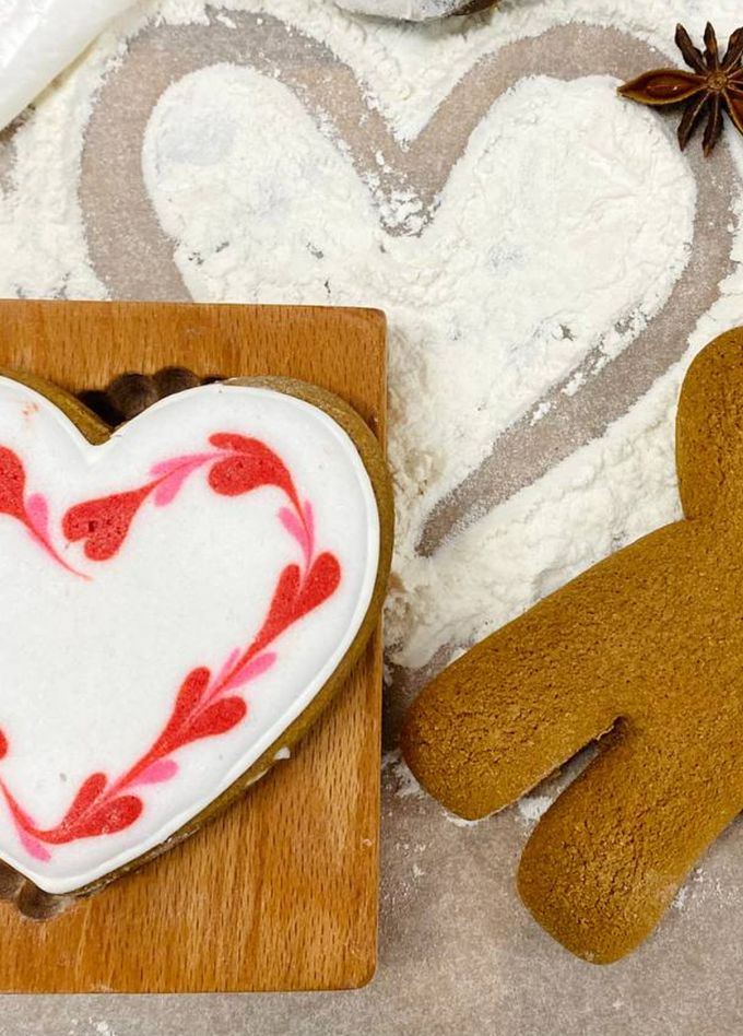 Выпечка и роспись пряников и экскурсия в музее