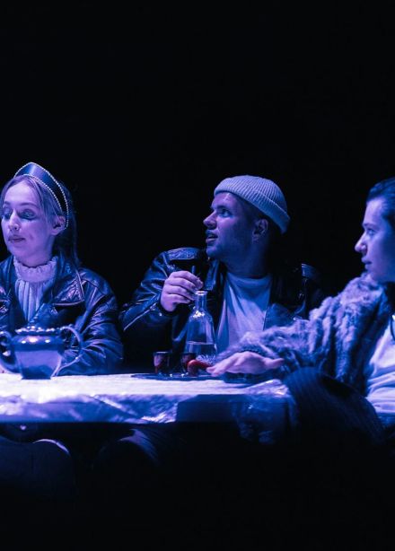 Васса. История одного дома