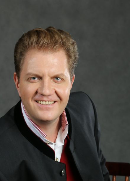 При свечах. Арии, песни, романсы