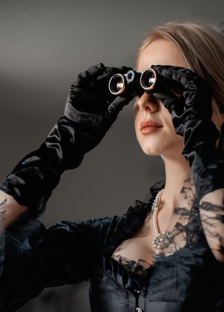 Четыре девушки