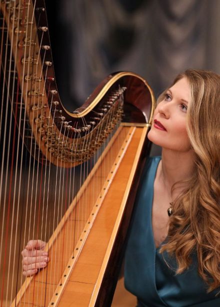 Театральный проект «Две на сцене»: Арфа и художественное слово