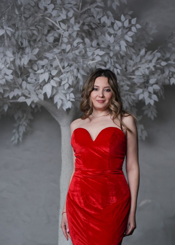 Силуэты прекрасных дам