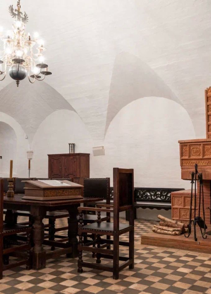 Обзорная экскурсия по музею «Старый английский двор»