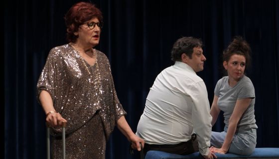 Спектакль «Шесть блюд из одной курицы»