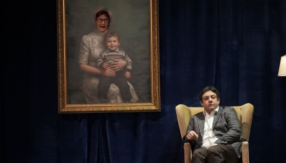 Спектакль «Шесть блюд из одной курицы»