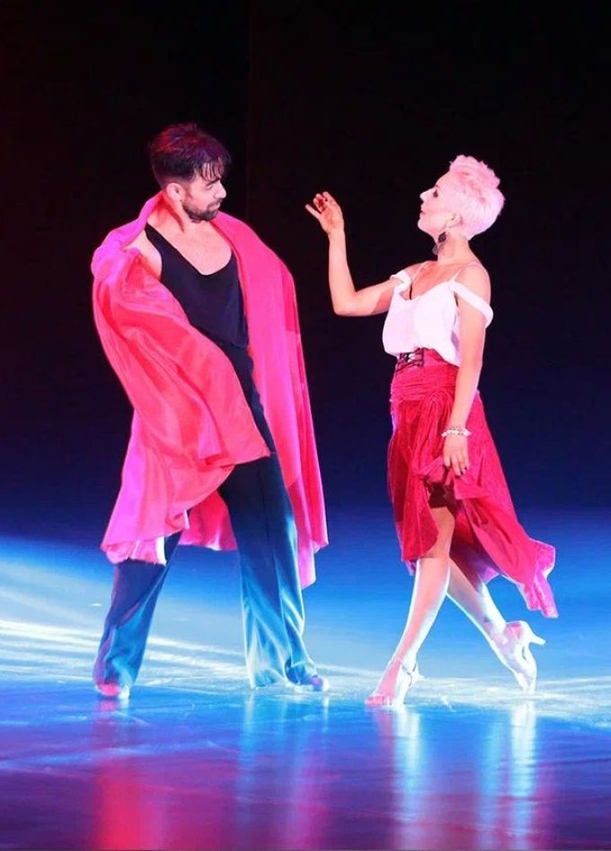 Пластический спектакль «Адам и Ева — жизнь после рая»