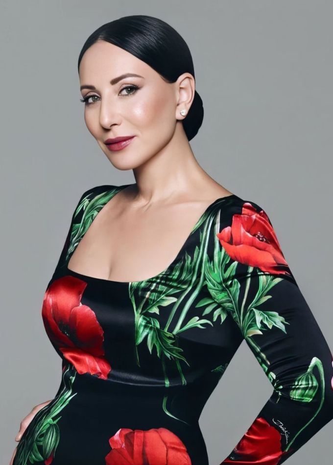 Алика Смехова