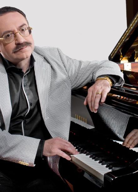 Даниил Крамер