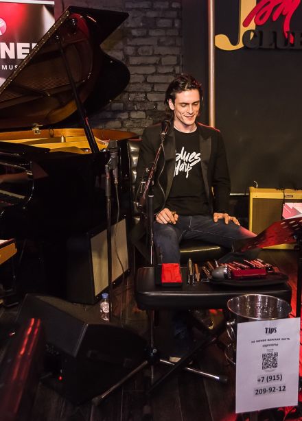 Алекс Соловьёв и Железный занавес