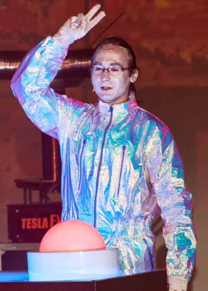 Шоу «Научный беспредел»