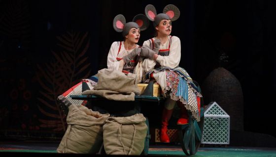 Спектакль «Сказка о Бабе-Яге и Василисе-работнице. (Два клёна)»