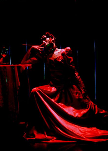 М означает Магритт