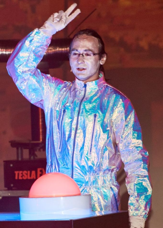 Шоу «Гиперэксперименты»